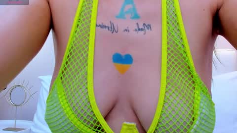 Snapshot of palmlora chatting on 11-11-25, 06:46 Kate online show from 11-11-25, 06:46