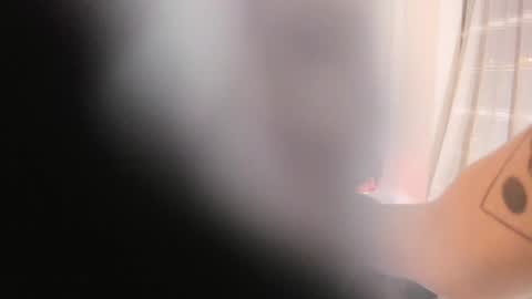 Snapshot of paloma_victory chatting on 01-27-25, 11:33 Paloma online show from 01-27-25, 11:33