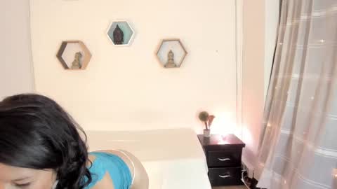 Snapshot of paloma_victory chatting on 02-13-25, 09:38 Paloma online show from 02-13-25, 09:38