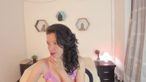 Snapshot of paloma_victory chatting on 02-16-25, 12:30 Paloma online show from 02-16-25, 12:30