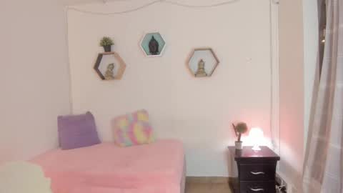 Snapshot of paloma_victory chatting on 03-08-25, 03:28 Paloma online show from 03-08-25, 03:28