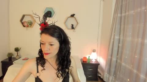 Snapshot of paloma_victory chatting on 10-30-25, 08:09 Paloma online show from 10-30-25, 08:09