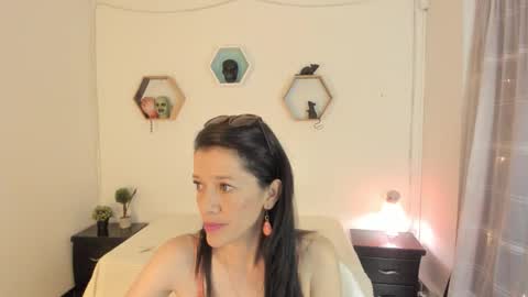 Snapshot of paloma_victory chatting on 11-01-25, 08:55 Paloma online show from 11-01-25, 08:55