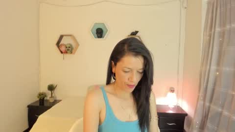 Snapshot of paloma_victory chatting on 11-02-25, 06:43 Paloma online show from 11-02-25, 06:43