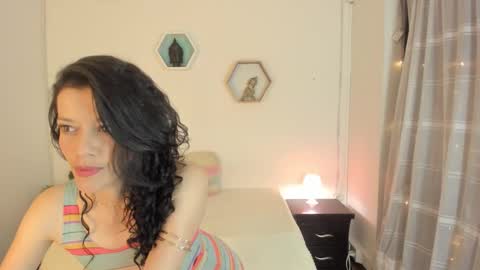 Snapshot of paloma_victory chatting on 11-15-25, 09:43 Paloma online show from 11-15-25, 09:43