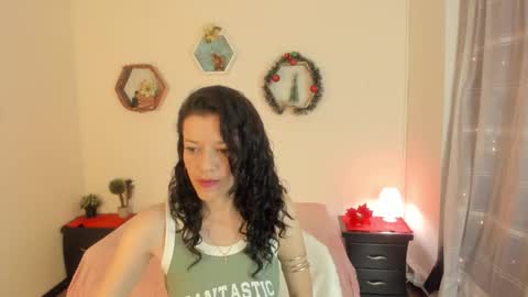 Paloma  online show from 12-20-25, 06:48