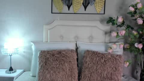 Pamela Duque  online show from 01-05-25, 12:21