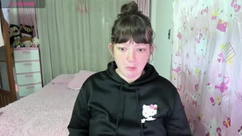 .....   online show from 09-23-25, 06:38