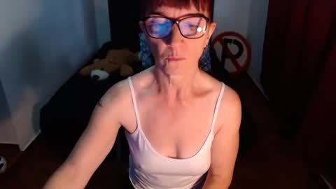 Pamela Jagger online show from 02-11-25, 01:41