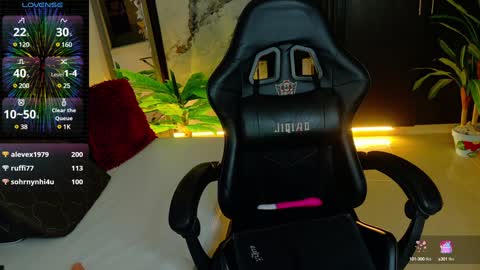 Snapshot of pamelajackson__ chatting on 12-30-24, 01:37 Paola online show from 12-30-24, 01:37