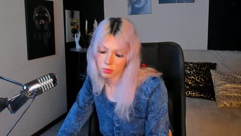 Pamelamy online show from 12-30-24, 01:25