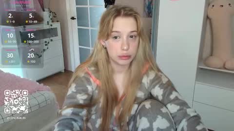 Lina online show from 02-16-26, 02:40