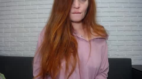 Snapshot of pandora_best chatting on 02-09-25, 08:11 Lolo online show from 02-09-25, 08:11