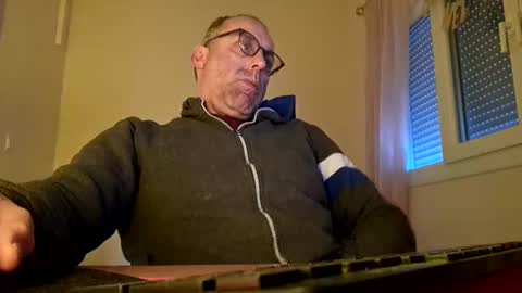 Snapshot of pansak1973 chatting on 02-16-25, 01:27 pansak1973 online show from 02-16-25, 01:27