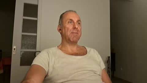 pansak1973 online show from 11-22-25, 07:24