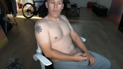 Snapshot of panyx78 chatting on 10-04-25, 12:25 panyx78 online show from 10-04-25, 12:25