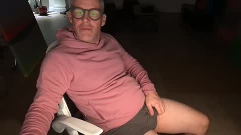 Snapshot of panyx78 chatting on 11-23-25, 03:28 panyx78 online show from 11-23-25, 03:28