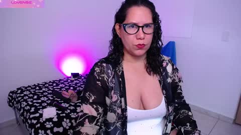 paola online show from 01-08-25, 02:46