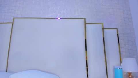 Paola  online show from 11-15-25, 11:40