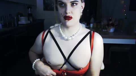 Snapshot of paoladoll chatting on 12-17-24, 06:20 Sarina Williams online show from 12-17-24, 06:20