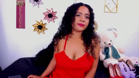 Snapshot of paolitaken chatting on 10-31-25, 11:28 paolitaken online show from 10-31-25, 11:28