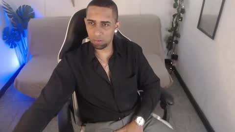 Snapshot of paolo_blaze chatting on 02-20-26, 12:38 PAOLO online show from 02-20-26, 12:38