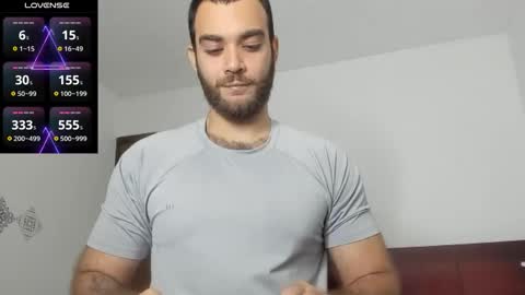 Snapshot of paolo_hanma chatting on 11-17-25, 12:27 Paolo online show from 11-17-25, 12:27