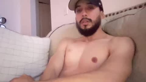 papicubano_guapo23cm online show from 11-29-25, 10:29