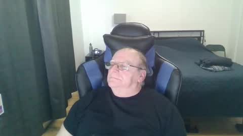 Snapshot of papilly chatting on 03-07-26, 06:27 papilly online show from 03-07-26, 06:27