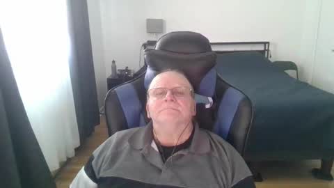 Snapshot of papilly chatting on 03-13-26, 02:56 papilly online show from 03-13-26, 02:56
