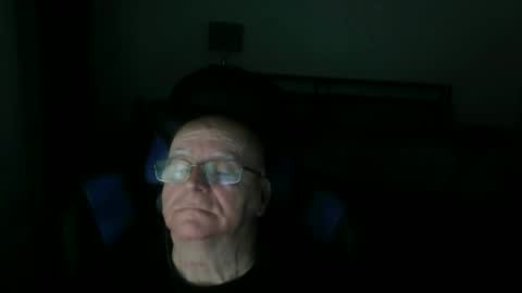 Snapshot of papilly chatting on 03-21-26, 10:09 papilly online show from 03-21-26, 10:09