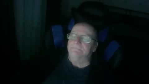 Snapshot of papilly chatting on 03-29-26, 08:03 papilly online show from 03-29-26, 08:03