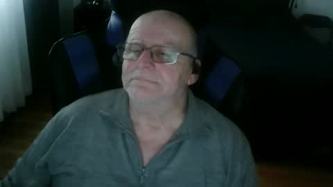 Snapshot of papilly chatting on 03-30-26, 09:16 papilly online show from 03-30-26, 09:16