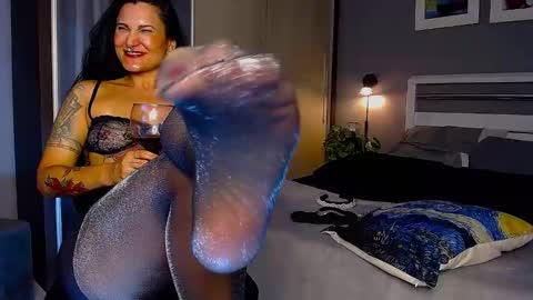 My alter ego Betinna Flowers - a tattooed Miss  -   Are you missing me come in here  -  online show from 01-25-25, 12:27