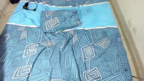 Snapshot of parejacachonda chatting on 01-13-25, 05:55 sara and andreu online show from 01-13-25, 05:55