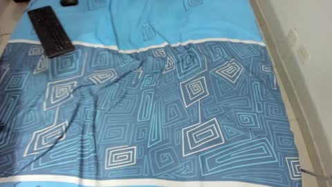 Snapshot of parejacachonda chatting on 01-24-25, 09:26 sara and andreu online show from 01-24-25, 09:26