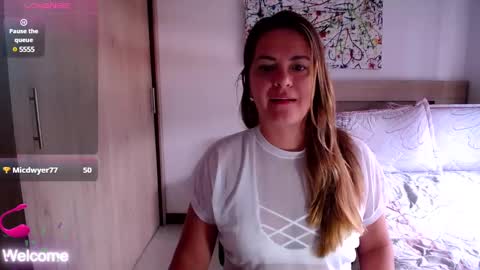 Paris online show from 01-28-25, 08:36