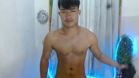 Snapshot of park_jinhoo chatting on 10-18-25, 04:04 Chinito online show from 10-18-25, 04:04