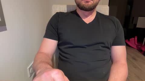 Snapshot of partyboypartyboy chatting on 11-21-25, 01:37 partyboypartyboy online show from 11-21-25, 01:37