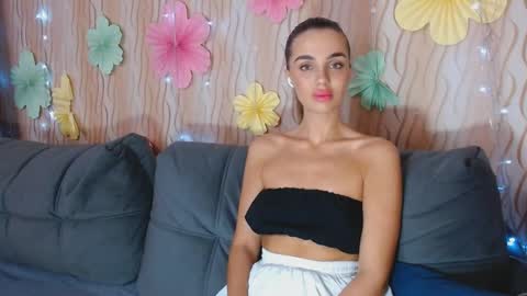 I am Lora and i am glad to see you in my room online show from 09-22-25, 03:19