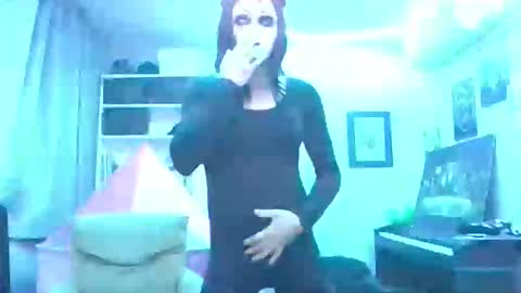 pat0666 online show from 10-31-25, 01:23