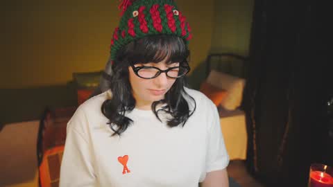 Snapshot of patricia_bennett chatting on 02-01-25, 08:47 Patricia online show from 02-01-25, 08:47