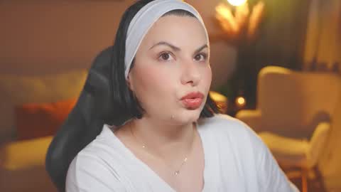 Snapshot of patricia_bennett chatting on 11-02-25, 09:17 Patricia online show from 11-02-25, 09:17