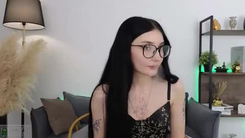 Patricia online show from 11-09-25, 02:48