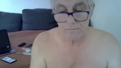 patrick5275 online show from 12-10-24, 01:11