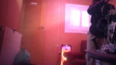 Snapshot of patricktwinslutgirl chatting on 11-26-25, 08:48 LiaSweetX online show from 11-26-25, 08:48