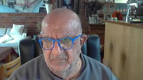 Snapshot of patvac chatting on 10-26-25, 11:53 patvac online show from 10-26-25, 11:53