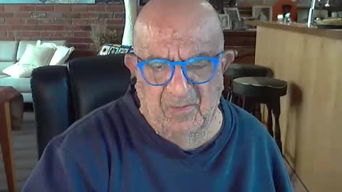 Snapshot of patvac chatting on 11-11-25, 09:37 patvac online show from 11-11-25, 09:37