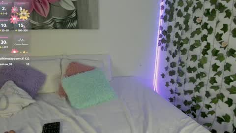 paulina online show from 12-31-24, 03:55