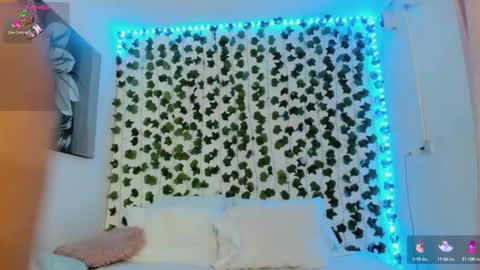 paulina online show from 09-12-25, 02:33